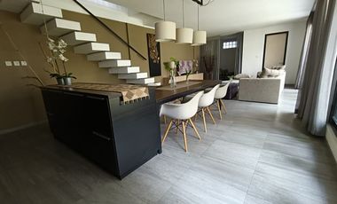 Rumah Full Furnished Siap Huni di Jl. Gegerkalong Tonggoh, Bandung