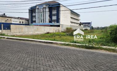 TANAH DISEWAKAN DI SOLO DEKAT PAKUWON MALL DAN THE PARK MALL