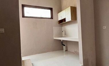 Rumah 2 Lantai Dalam Perumhan Dijual Murah Akses Mudah di Berbah Sleman