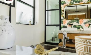 FOR SALE LUXURY VILLA WIITH SWIMMING POOL AND BEAUTIFUL GARDEN AT CANGGU