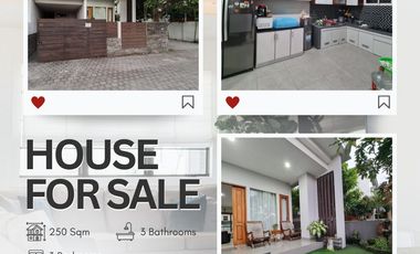 FOR SALE MODERN VILLA WITH BALCONY AND RICE FIELD VIEW AT RENON, DENPASAR