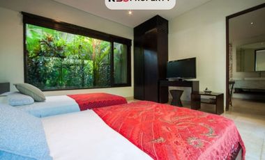 FOR SALE VILLA WITH BEAUTY SWIMMING POOL AND JUNGLE VIEW AT SUKAWATI