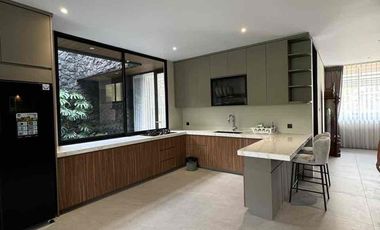 DIJUAL RUMAH SIAP HUNI FULLY FURNISH DI SETIABUDI REGENCY BANDUNG