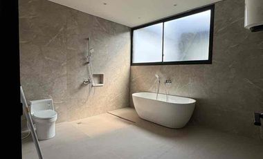 DIJUAL RUMAH SIAP HUNI FULLY FURNISH DI SETIABUDI REGENCY BANDUNG