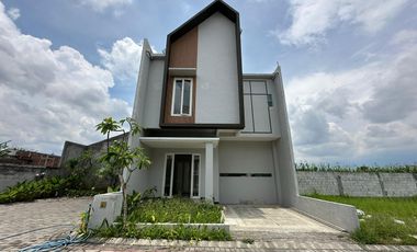 Rumah 2 Lantai Dekat Kampus Brawijaya