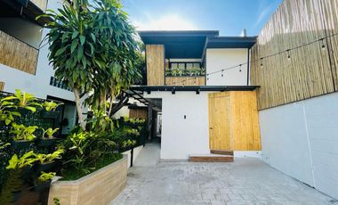 FOR SALE OR FOR RENT TROPICAL VILLAS COMPOUND IN ANGELES CITY NEAR CLARK AND KOREAN TOWN