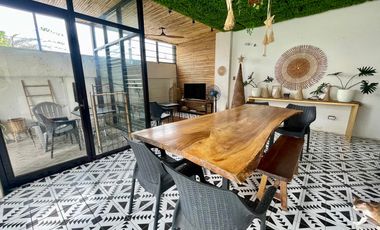 FOR SALE OR FOR RENT TROPICAL VILLAS COMPOUND IN ANGELES CITY NEAR CLARK AND KOREAN TOWN