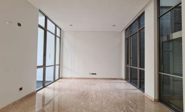 Rumah Mewah Golf Island PIK 10x30 Brand New Kosongan Ada Lift