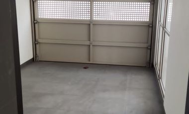 Rumah Mewah Golf Island PIK 10x30 Brand New Kosongan Ada Lift