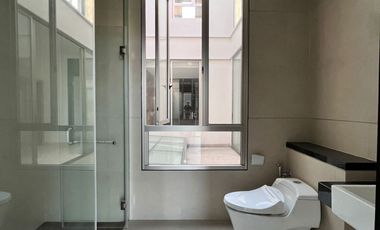 Rumah Mewah Golf Island PIK 10x30 Brand New Kosongan Ada Lift