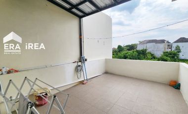DIJUAL RUMAH CLUSTER 2 LANTAI SIAP HUNI DI SOLO DEKAT LUWES GENTAN