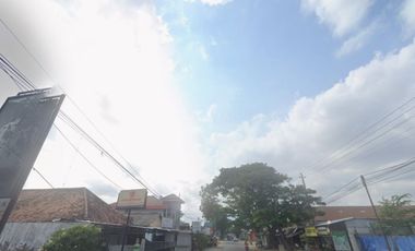 Dijual Ruang Usaha Cocok Untuk Gudang Pinggir Jl Imogiri Km.4 Dalam Ringroad Jogja