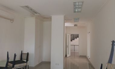 Disewakan Gedung Perkantoran Siap Pakai Lokasi Cipondoh Tangerang