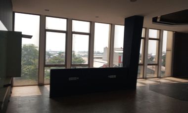 Disewakan Gedung Perkantoran Siap Pakai Lokasi Cipondoh Tangerang