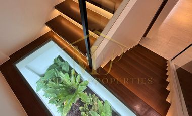 RFO 4 BEDROOM FULLY FURNISHES ELEGANT HOUSE FOR SALE IN ANGELES CITY, PAMPANGA