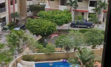 Jardines de San Felipe, alquiler departamento semiamoblado 2 dormitorios 1 parqueo