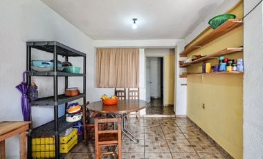 Terreno con Casa en Venta, Col. Selene. Tláhuac, Ciudad de México