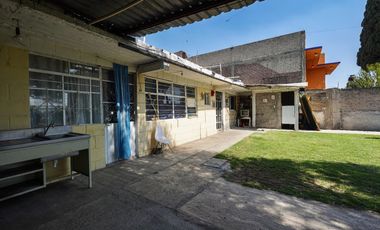 Terreno con Casa en Venta, Col. Selene. Tláhuac, Ciudad de México