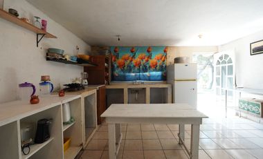 Terreno con Casa en Venta, Col. Selene. Tláhuac, Ciudad de México