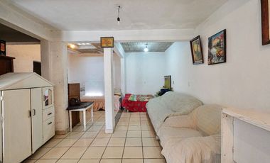Terreno con Casa en Venta, Col. Selene. Tláhuac, Ciudad de México