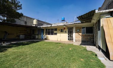 Terreno con Casa en Venta, Col. Selene. Tláhuac, Ciudad de México