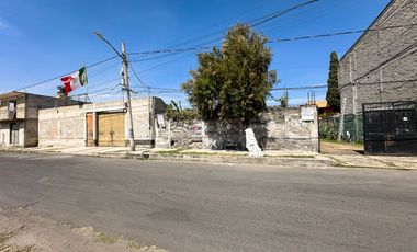 Terreno con Casa en Venta, Col. Selene. Tláhuac, Ciudad de México
