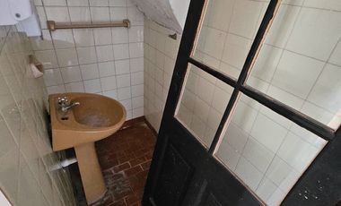 LOCAL   + GALPON + DEPOSITO c/OFIC TOTAL 630 M2 MAS SOTANO DE 90M2