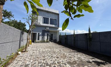 PERMATA TERSEMBUNYI DIJUAL RUMAH VILA VILLA TERBAIK KOTA BATU : GAYA MODERN EROPA, KAPASITAS LEGA, VIEW LUAR BIASA, FASILITAS SERBAGUNA, LOKASI WISATA