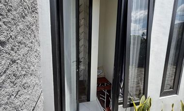 PERMATA TERSEMBUNYI DIJUAL RUMAH VILA VILLA TERBAIK KOTA BATU : GAYA MODERN EROPA, KAPASITAS LEGA, VIEW LUAR BIASA, FASILITAS SERBAGUNA, LOKASI WISATA