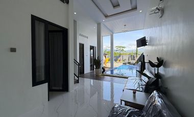 PERMATA TERSEMBUNYI DIJUAL RUMAH VILA VILLA TERBAIK KOTA BATU : GAYA MODERN EROPA, KAPASITAS LEGA, VIEW LUAR BIASA, FASILITAS SERBAGUNA, LOKASI WISATA