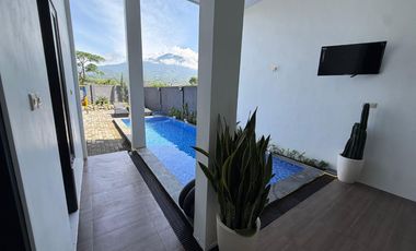 PERMATA TERSEMBUNYI DIJUAL RUMAH VILA VILLA TERBAIK KOTA BATU : GAYA MODERN EROPA, KAPASITAS LEGA, VIEW LUAR BIASA, FASILITAS SERBAGUNA, LOKASI WISATA