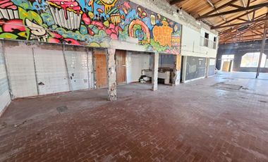 SE ALQUILAN 315M2 LOCAL   + GALPON + DEPOSITO c/OFIC  MAS SOTANO DE 90M2 (OPCION MAS GALPON TOTAL 630 M2)