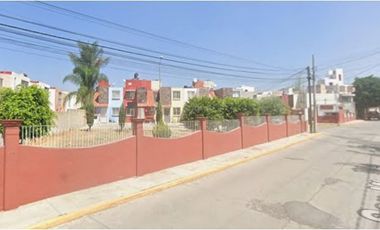 COHC (EMB) CASA EN VENTA DE CONTADO EN CONJ H. SAN MIGUEL PUEBLA