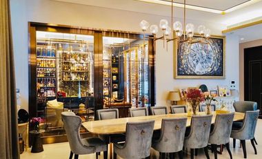 Condo For Sale at Langsuan in Lumphini