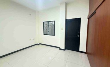 Alquilo en Cdla. Puertas del Sol Vía a la Costa