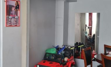 Amplio Departamento en venta en un primer piso,