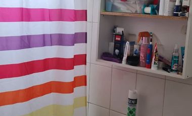 Amplio Departamento en venta en un primer piso,