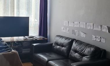 Amplio Departamento en venta en un primer piso,