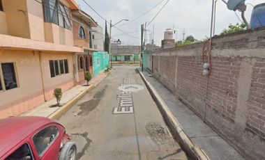 CASA EN VENTA EN COL. BARRIO LOS REYES 04 DIC 2025