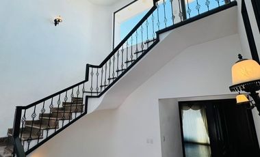 Casa en Venta para Corporativo, Oficina, Notaría!