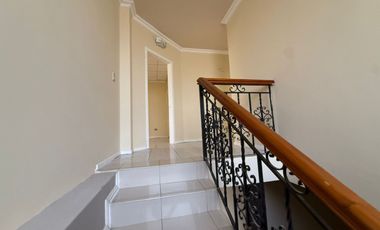 Casa de 600 m² con 5 dormitorios  en venta en Samborondon