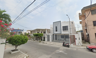 REMATE BANCARIO: Propiedad en Calle Humboldt, Tampico. ¡Cerca de Altama y Ahorro del 50%!