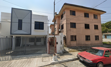 REMATE BANCARIO: Propiedad en Calle Humboldt, Tampico. ¡Cerca de Altama y Ahorro del 50%!