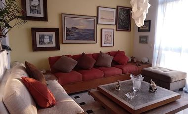 Casa sola en privada