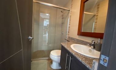 HERMOSO DEPARTAMENTO AMOBLADO DE ARRIENDO EN CUMBAYÁ!! COLEGIO ALEMÁN!!