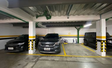 HERMOSO DEPARTAMENTO AMOBLADO DE ARRIENDO EN CUMBAYÁ!! COLEGIO ALEMÁN!!