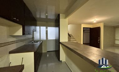 Casa en Renta a dos cuadras de Plaza Monte Magno, sobre el Bulevar Europa