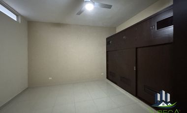 Casa en Renta a dos cuadras de Plaza Monte Magno, sobre el Bulevar Europa