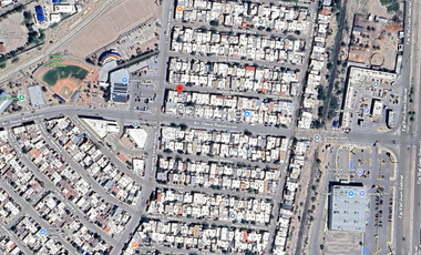 Excelente Oportunidad de Inversión !!! Aprovecha y adquiere esta hermosa y amplia Casa en una de las mejores zonas de Oasis Revolución I, Juárez, Chih