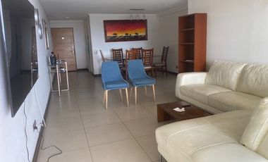 SE VENDE DEPTO EN EDIFICIO AMSTERDAM.